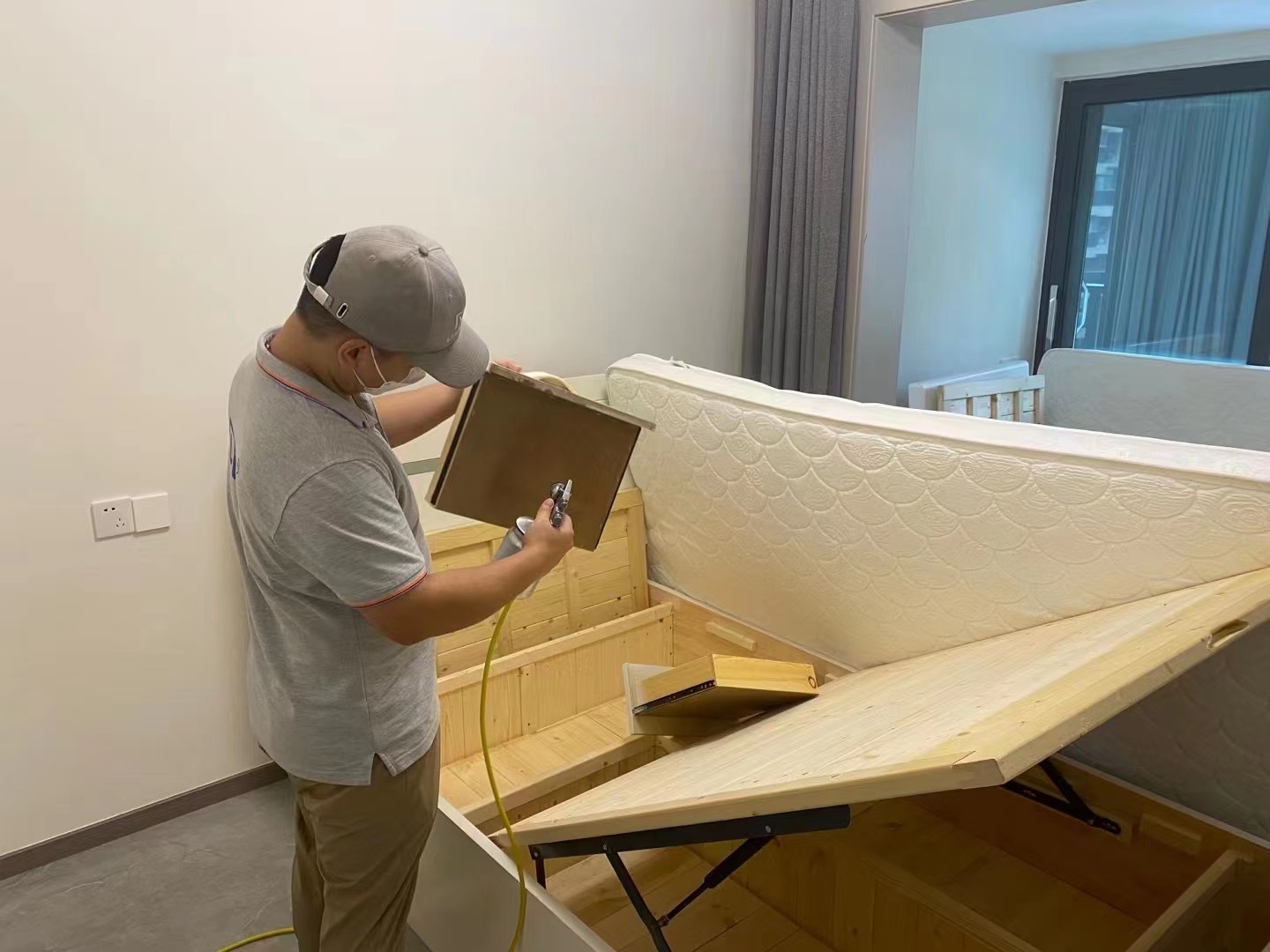 床墊也會(huì)有甲醛嘛？新買的床墊味道很大